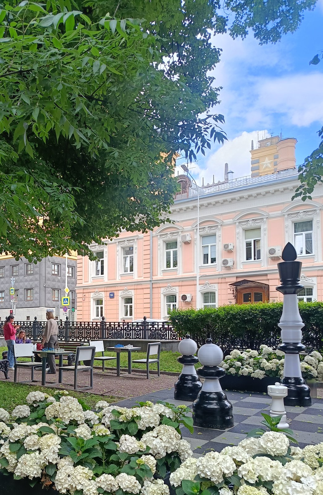 Воспоминания трёх московских бульваров: Гоголевский, Никитский, Тверской