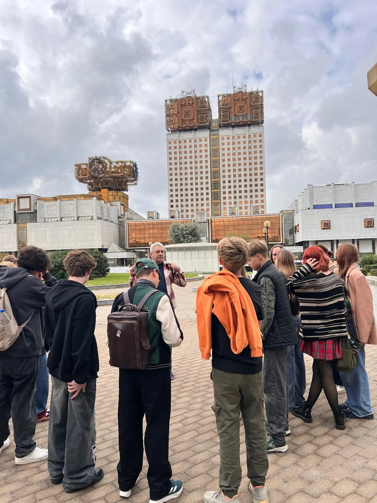 У Калужской заставы