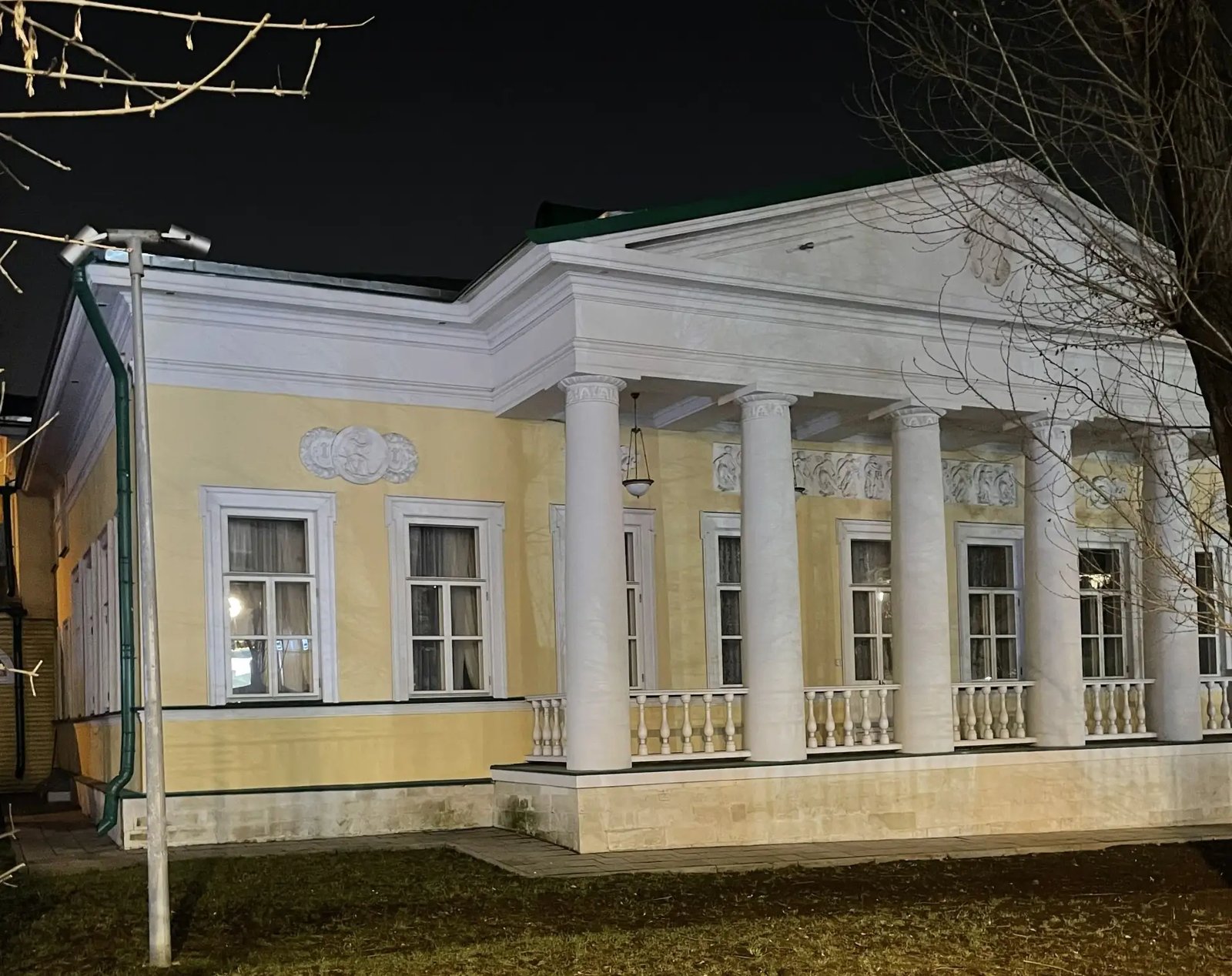Дом Всеволжских